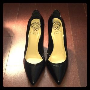 Brand New, 5.5 Vince Camuto Cresida black pumps